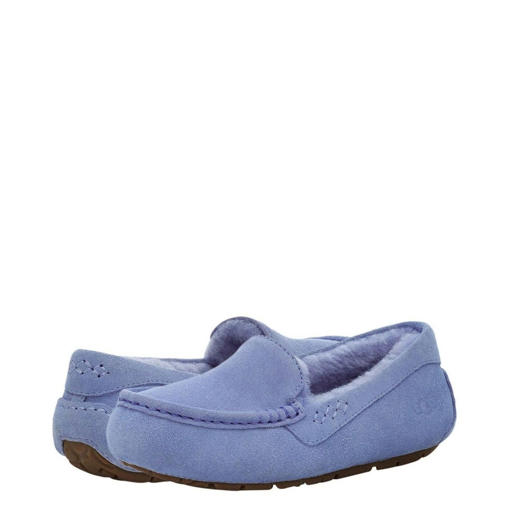 NWT UGG Ansley Slippers in Cornflower Moccasin Style Fur Lines Slippers